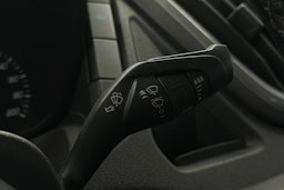 valkoinen Ford Transit 2019 kuva 13.