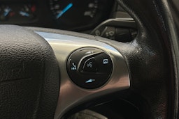 valkoinen Ford Transit 2019 kuva 15.