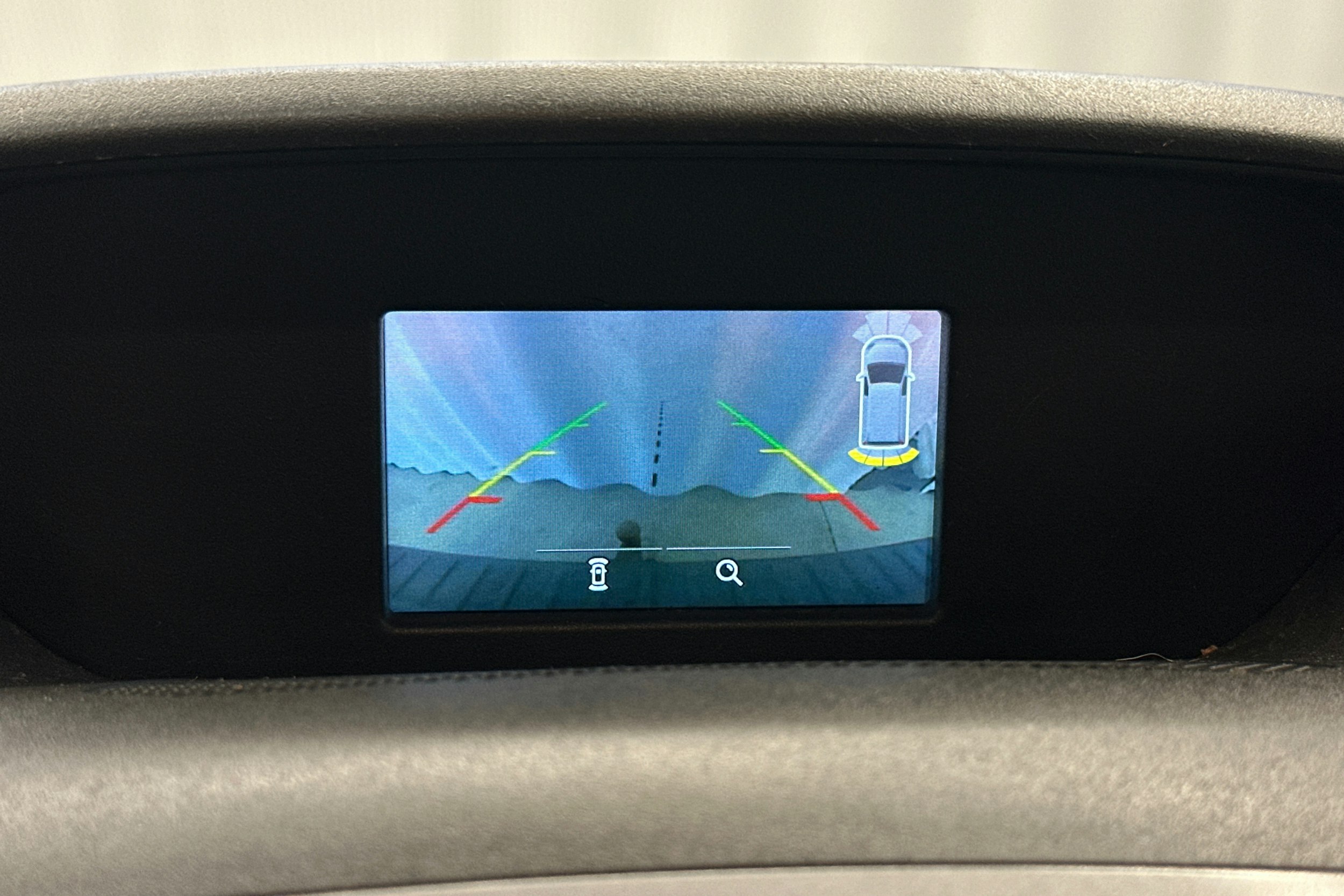 valkoinen Ford Transit 2019 kuva 20.