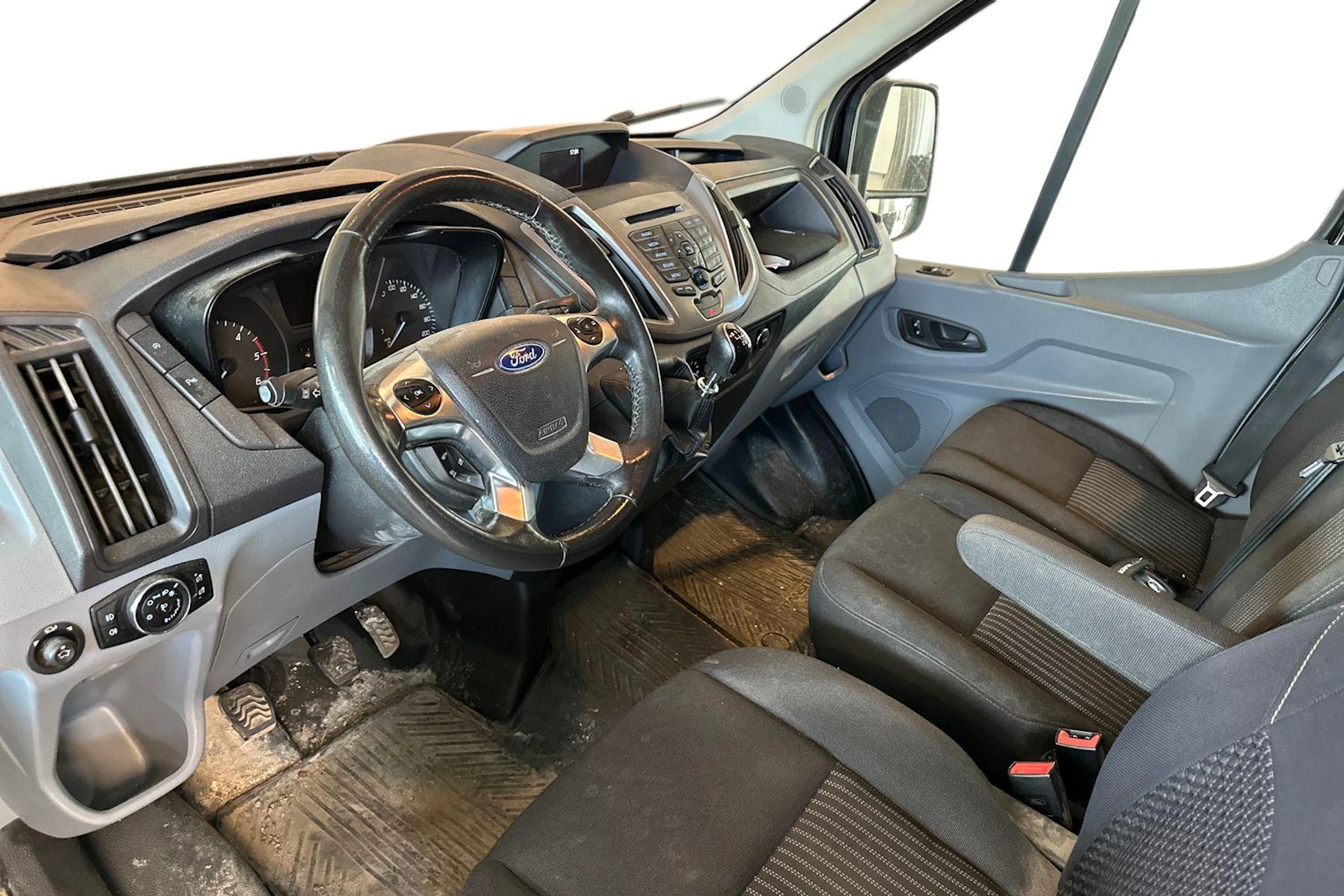 musta Ford Transit 2019 kuva 3.