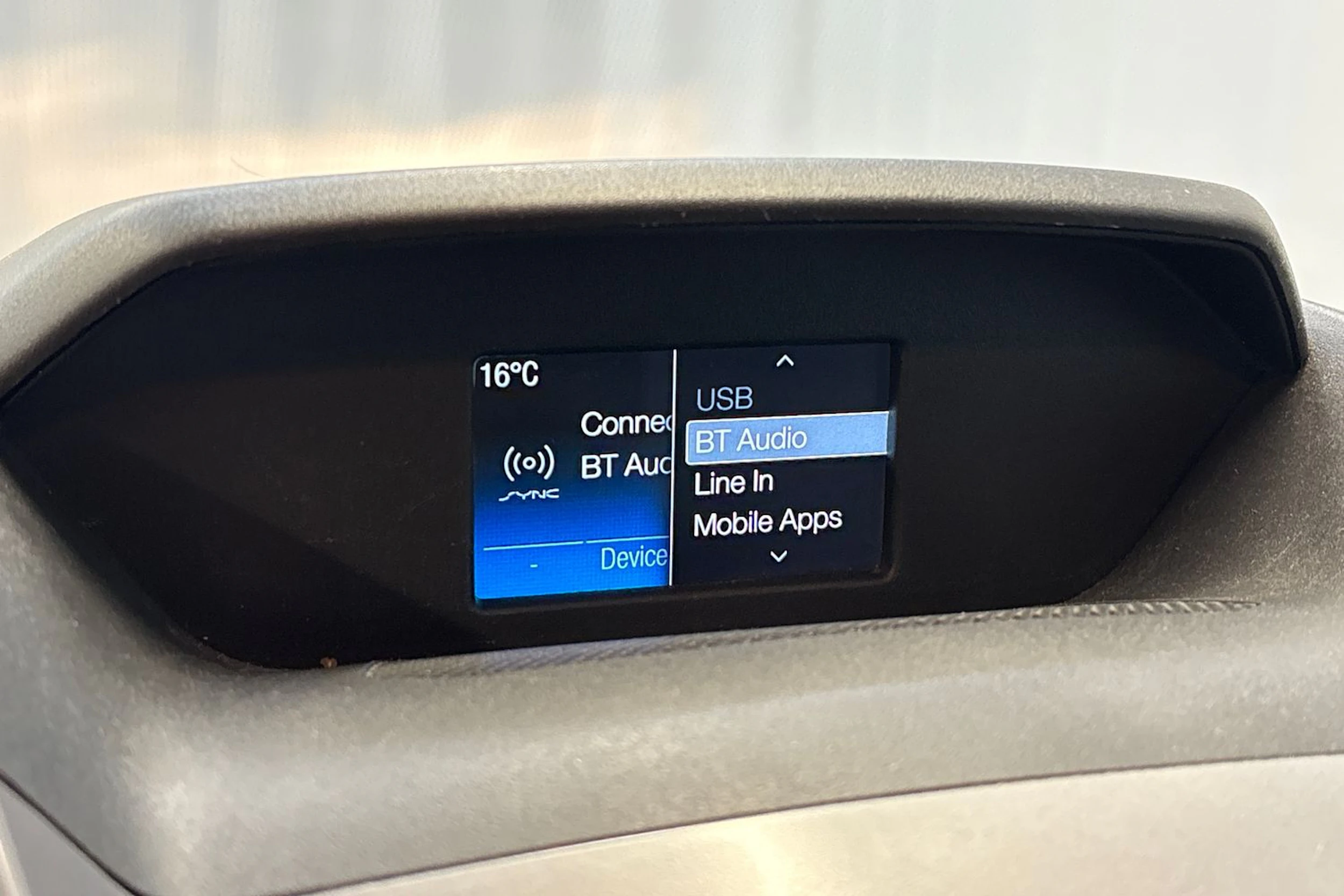 musta Ford Transit 2019 kuva 17.