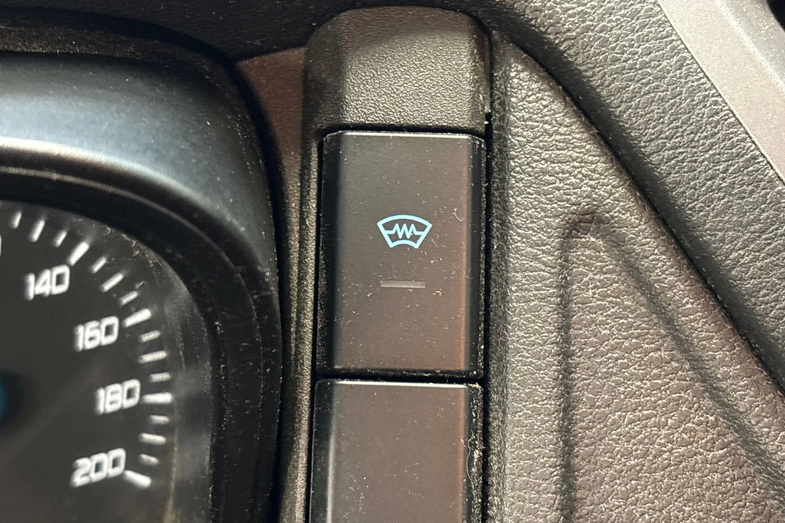 musta Ford Transit 2019 kuva 20.