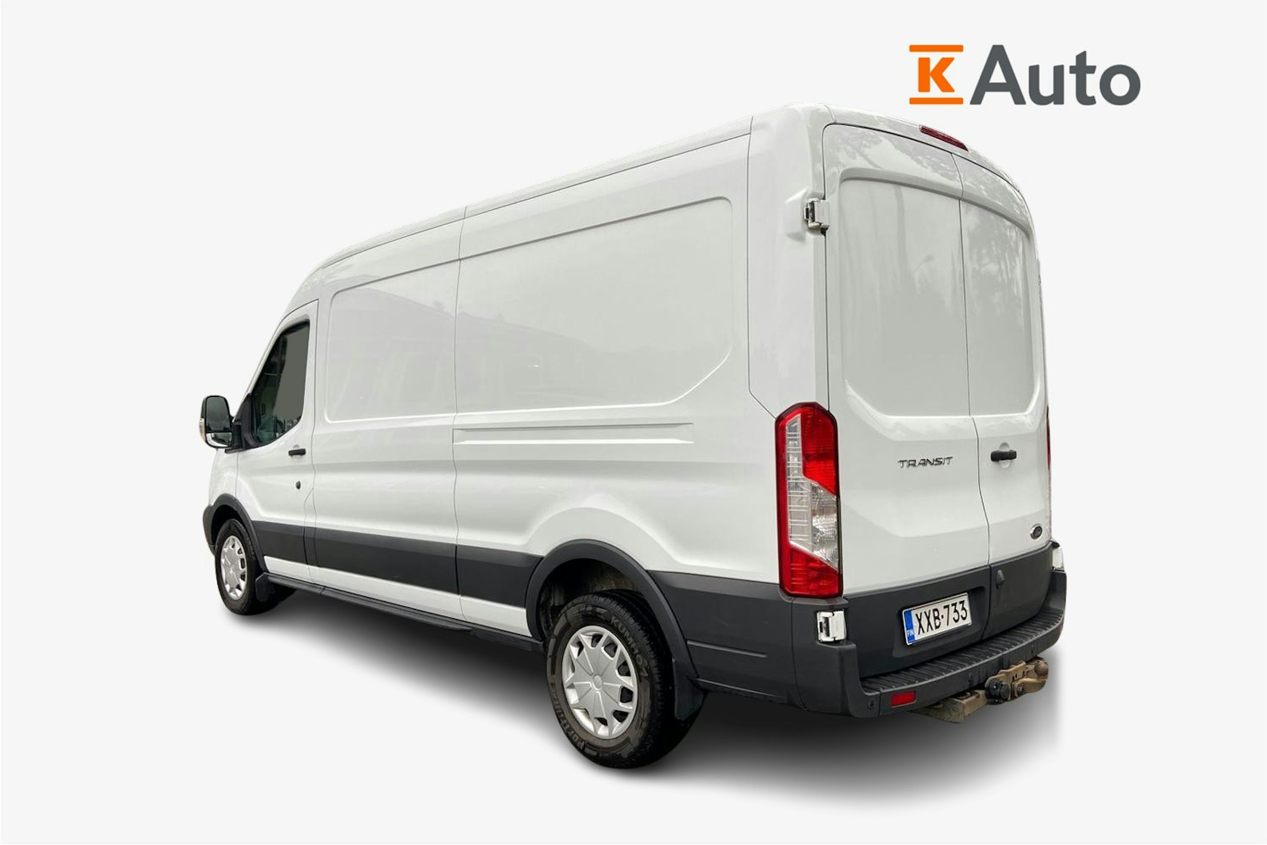 valkoinen Ford Transit 2019 kuva 2.