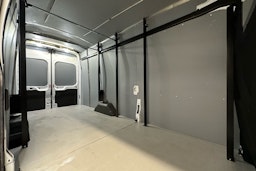 valkoinen Ford Transit 2020 kuva 10.
