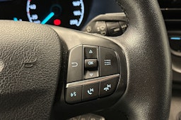 valkoinen Ford Transit 2020 kuva 16.