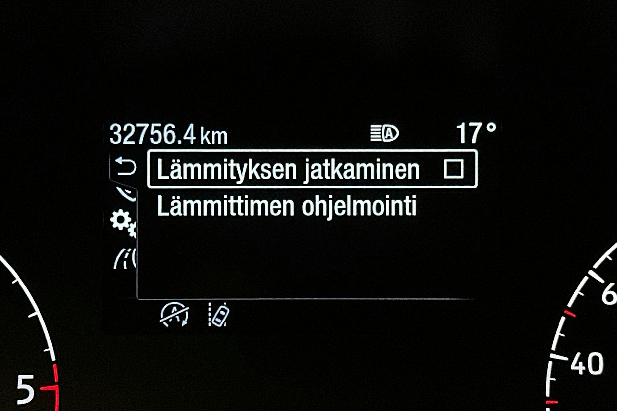 valkoinen Ford Transit 2020 kuva 19.