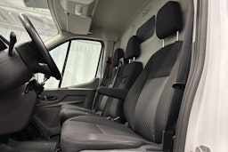 valkoinen Ford Transit 2020 kuva 11.