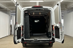 valkoinen Ford Transit 2020 kuva 22.