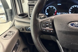 valkoinen Ford Transit 2020 kuva 14.
