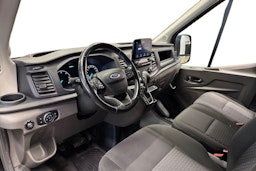 musta Ford Transit 2020 kuva 7.