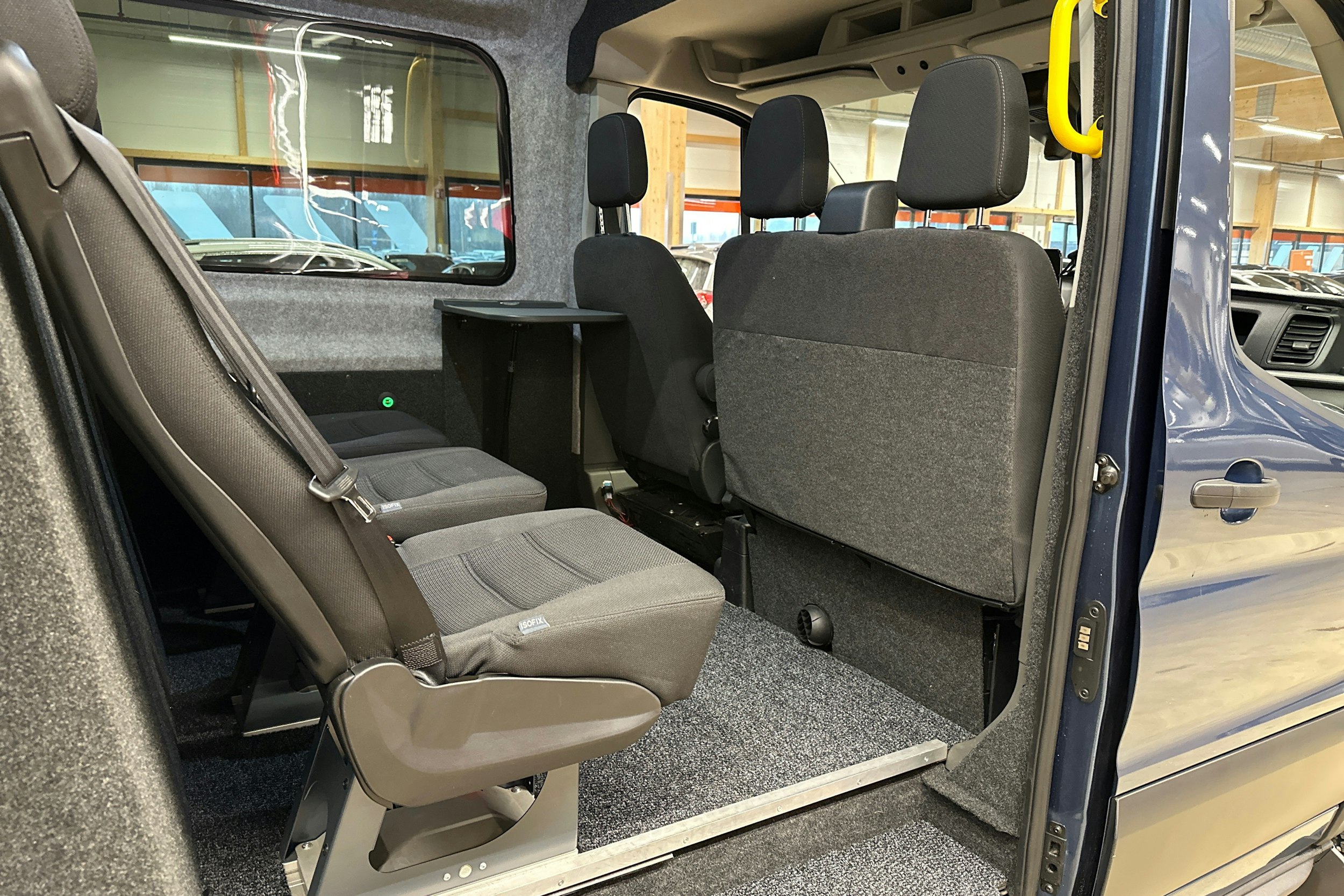 sininen Ford Transit 2020 kuva 27.