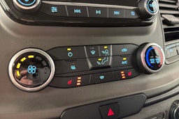 musta Ford Transit 2020 kuva 23.