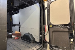 musta Ford Transit 2020 kuva 24.