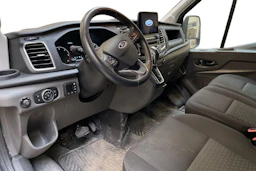 musta Ford Transit 2020 kuva 3.