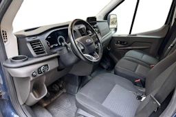 sininen Ford Transit 2020 kuva 3.