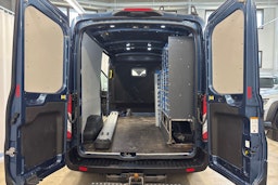 sininen Ford Transit 2020 kuva 10.