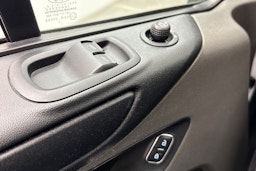 valkoinen Ford Transit Custom 2020 kuva 20.