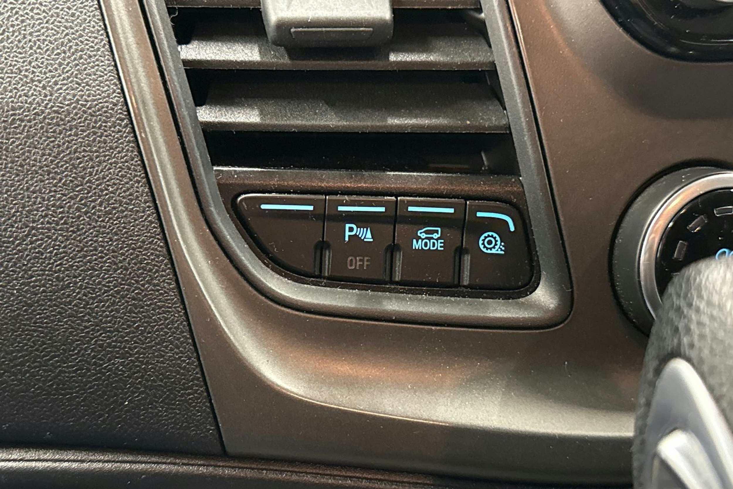 valkoinen Ford Transit Custom 2020 kuva 21.