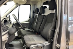 harmaa Ford Transit 2020 kuva 8.