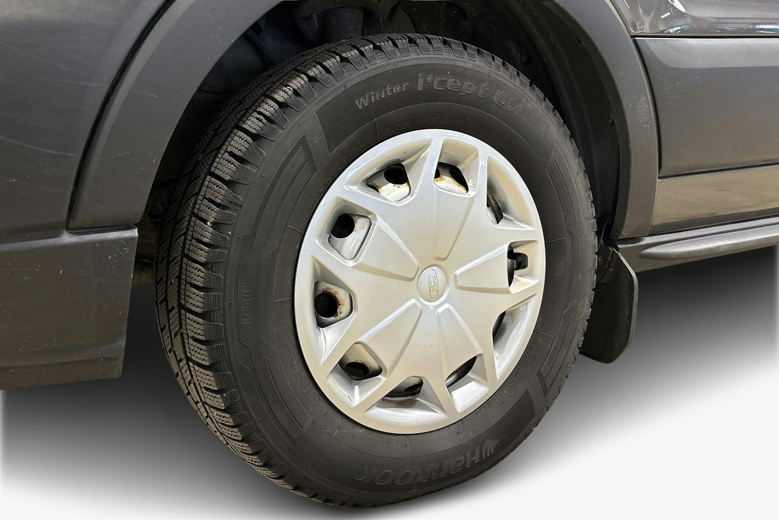 harmaa Ford Transit 2020 kuva 12.