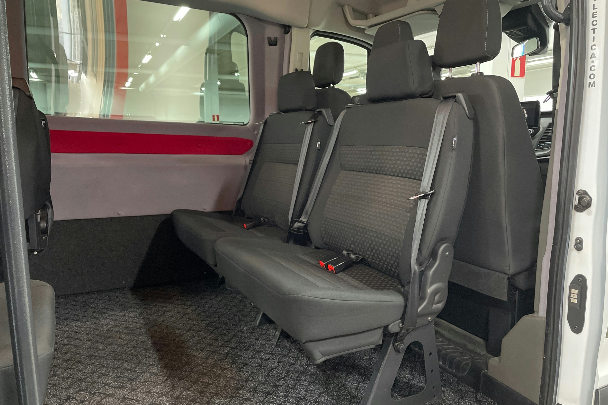 Valkoinen Ford TRANSIT 2020 kuva 29.