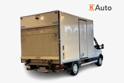 valkoinen Ford Transit 2020 kuva 3.