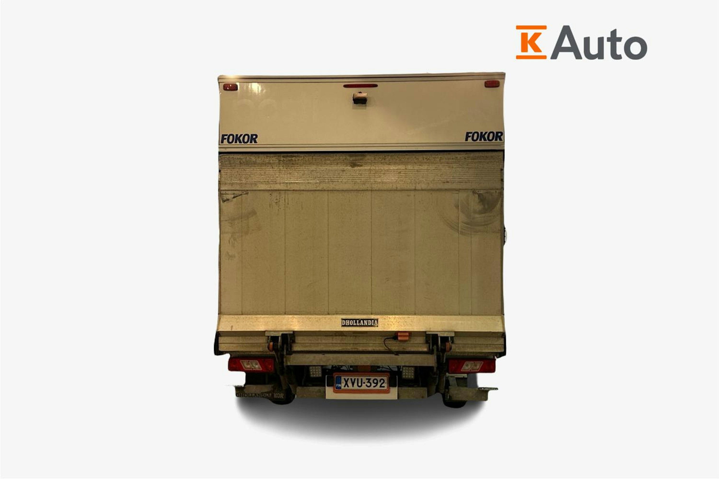 valkoinen Ford Transit 2020 kuva 4.