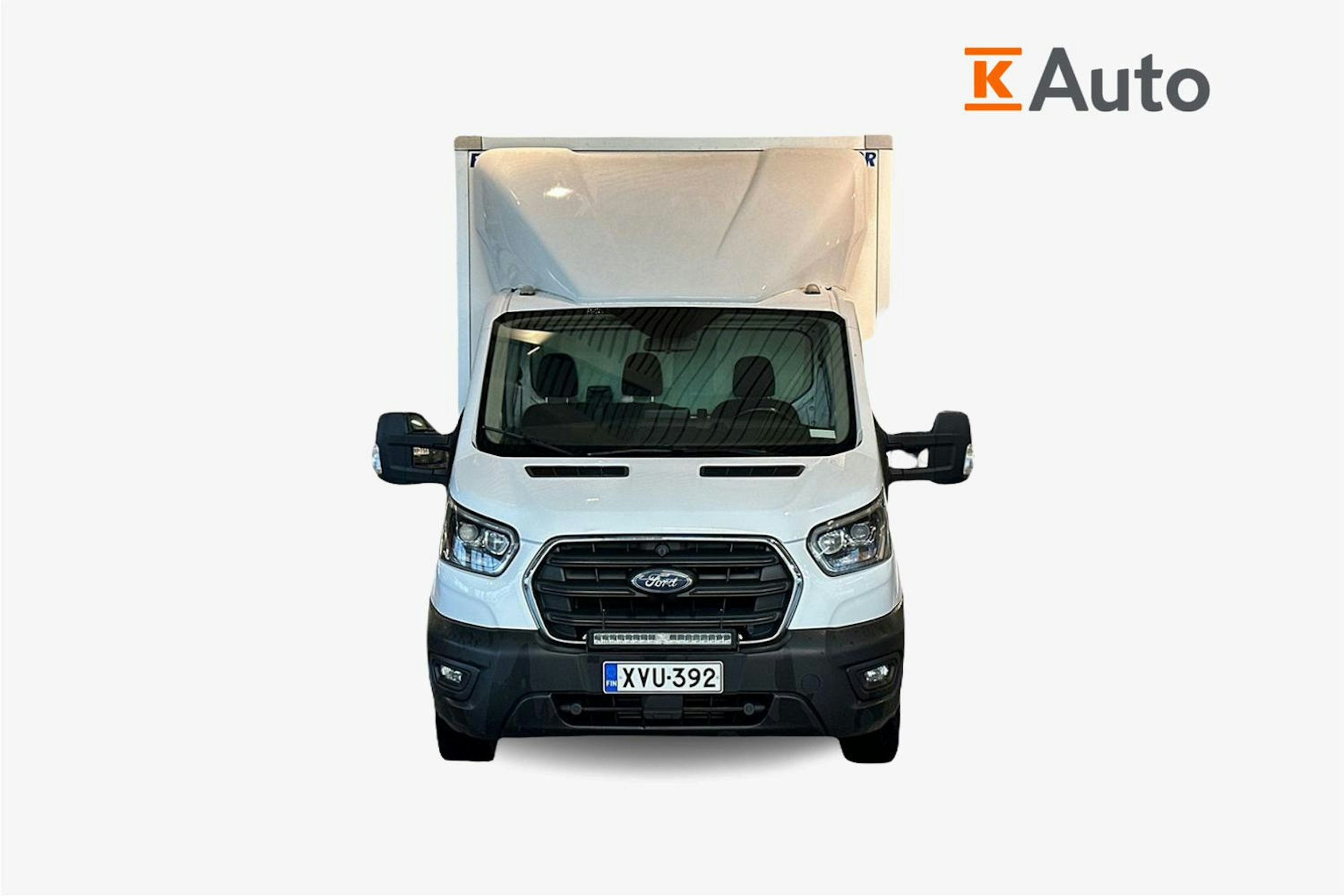 valkoinen Ford Transit 2020 kuva 5.