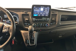 valkoinen Ford Transit 2020 kuva 9.