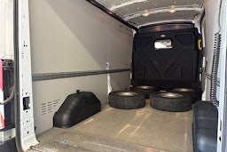 valkoinen Ford Transit 2020 kuva 25.