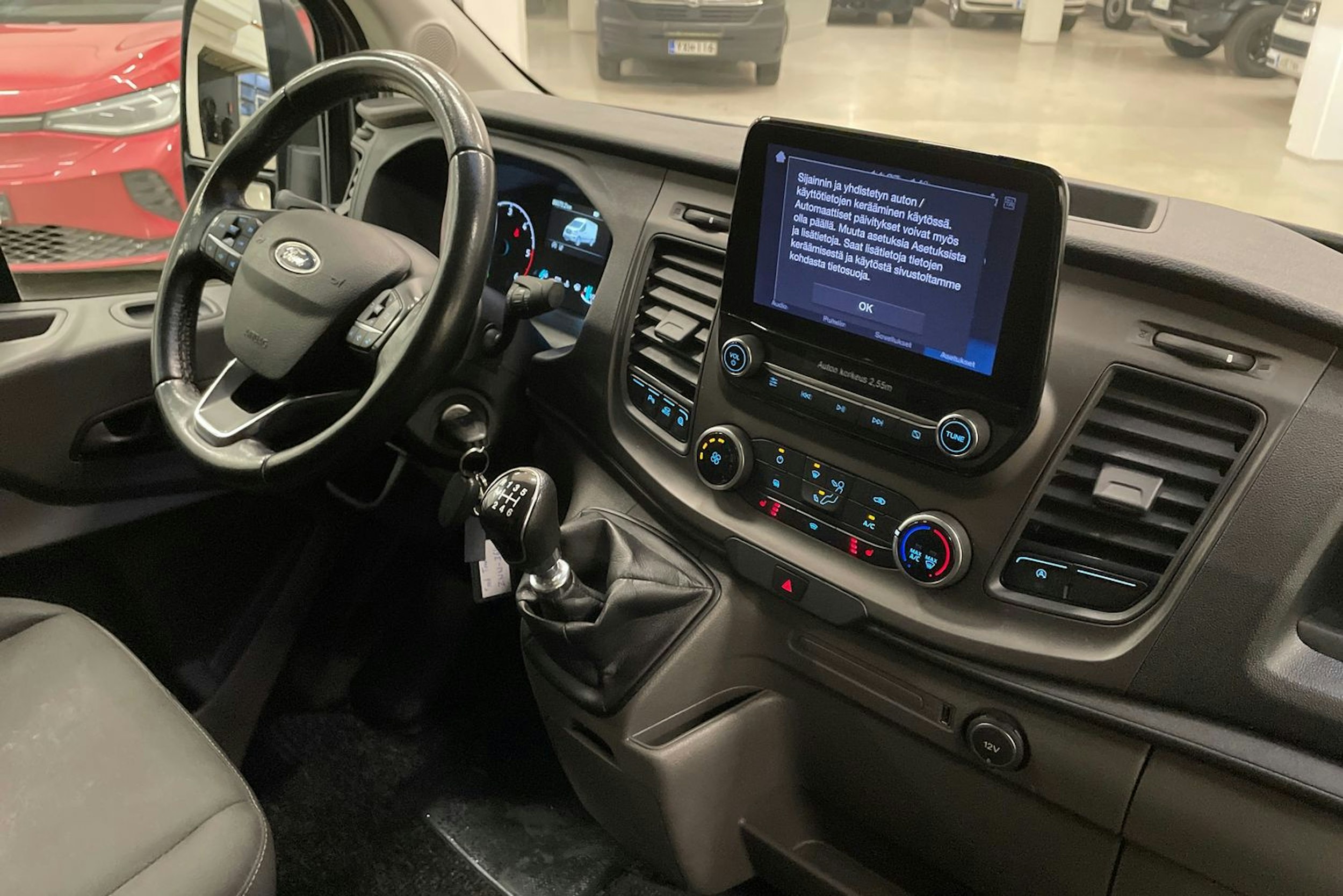 harmaa Ford Transit 2020 kuva 15.