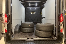 harmaa Ford Transit 2020 kuva 20.