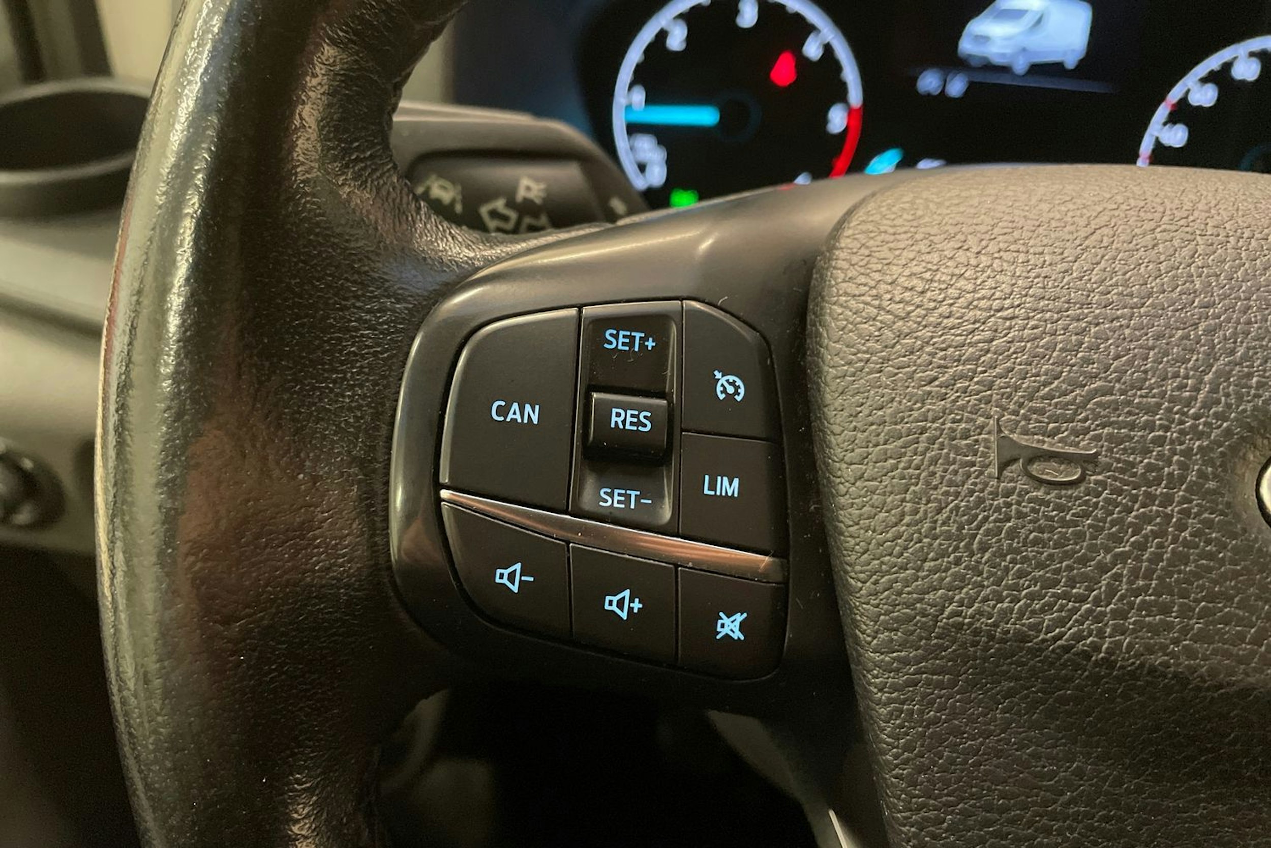 harmaa Ford Transit 2020 kuva 29.