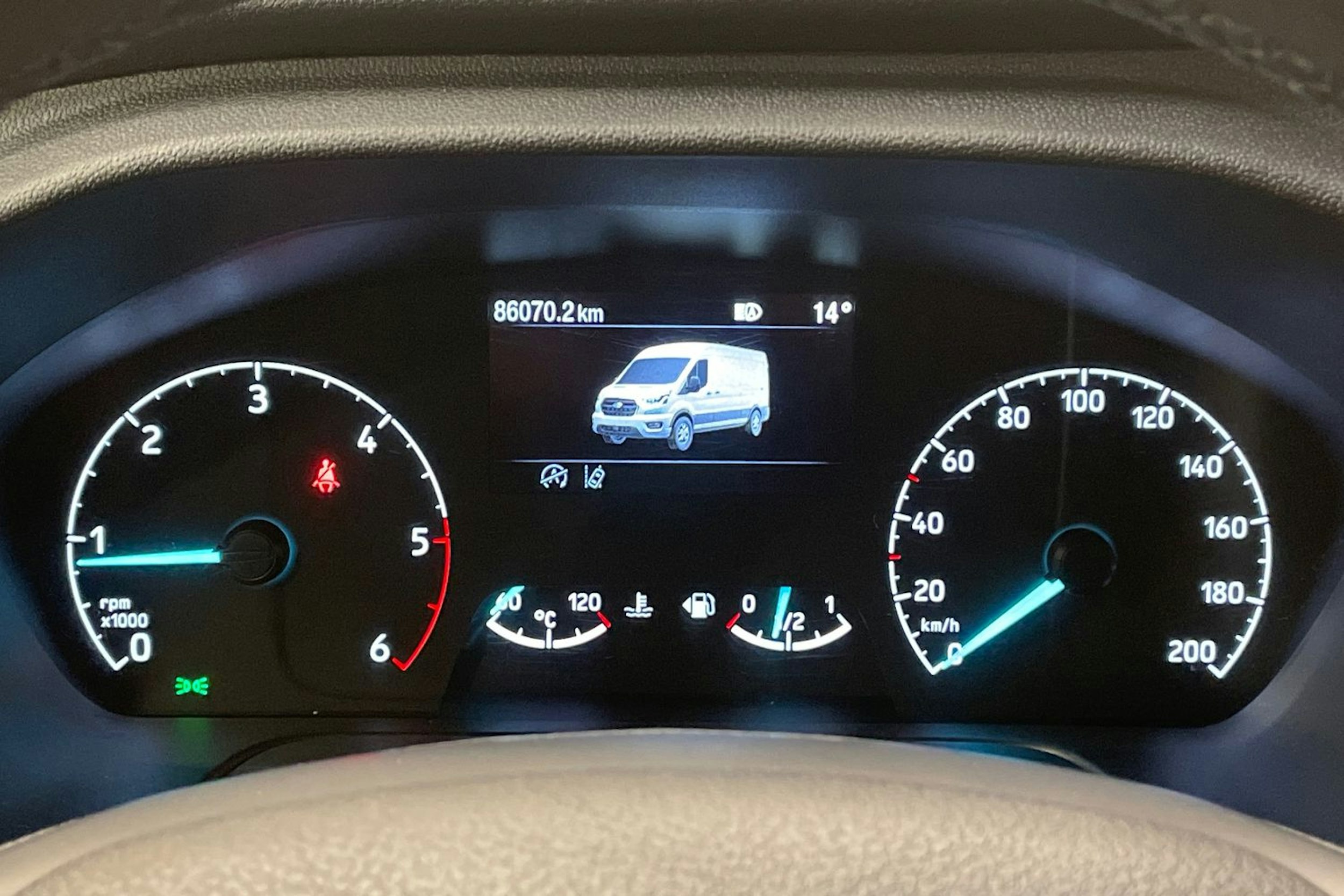 harmaa Ford Transit 2020 kuva 32.