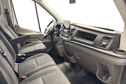 valkoinen Ford Transit 2021 kuva 9.