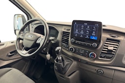 valkoinen Ford Transit 2021 kuva 10.