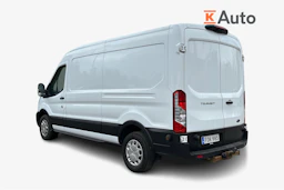 valkoinen Ford Transit 2021 kuva 2.