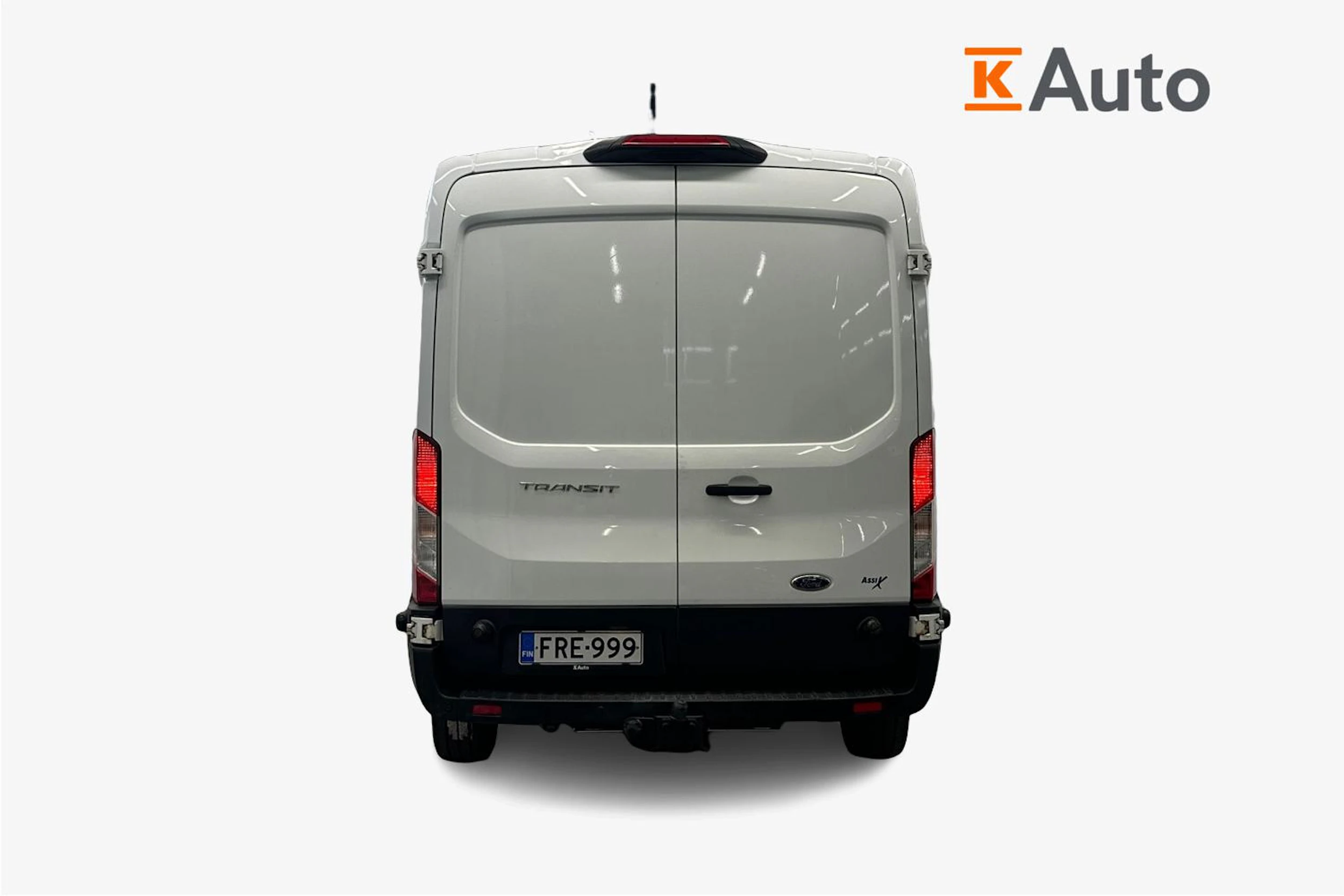 valkoinen Ford Transit 2021 kuva 3.