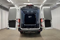 valkoinen Ford Transit 2021 kuva 9.
