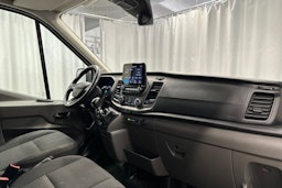 valkoinen Ford Transit 2021 kuva 13.