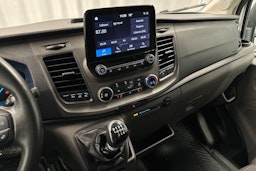 valkoinen Ford Transit 2021 kuva 24.