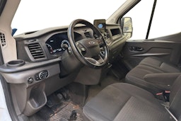 valkoinen Ford Transit 2021 kuva 3.