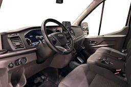 musta Ford Transit 2021 kuva 8.