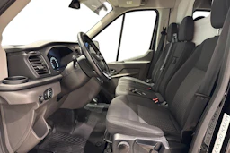 musta Ford Transit 2021 kuva 9.