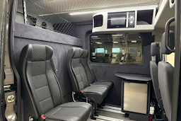 met. harmaa Ford Transit 2021 kuva 13.