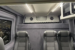 met. harmaa Ford Transit 2021 kuva 19.