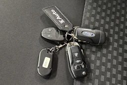 met. harmaa Ford Transit 2021 kuva 28.