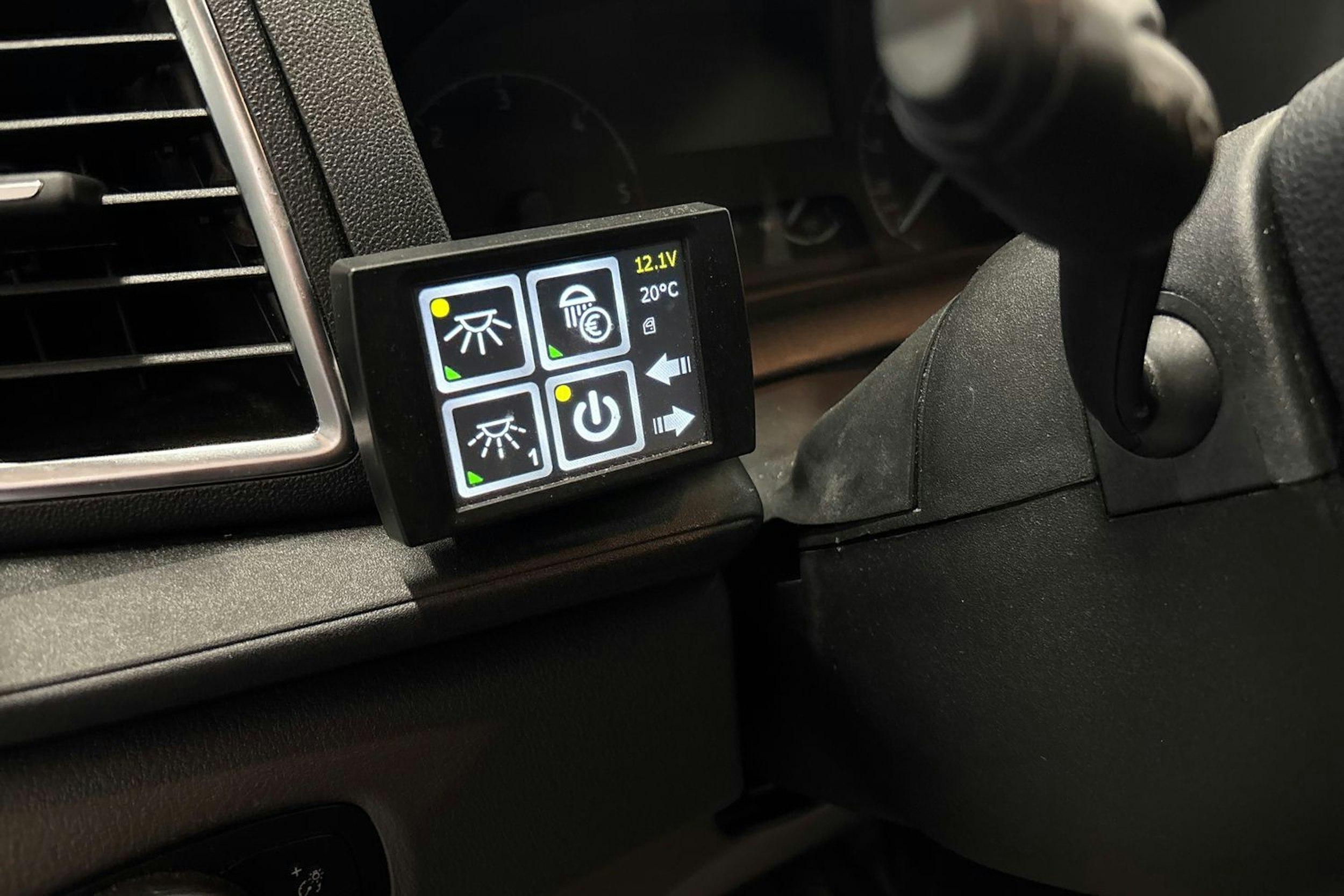 sininen Ford Transit 2021 kuva 2.