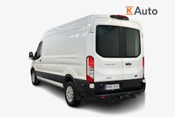 valkoinen Ford Transit 2021 kuva 2.
