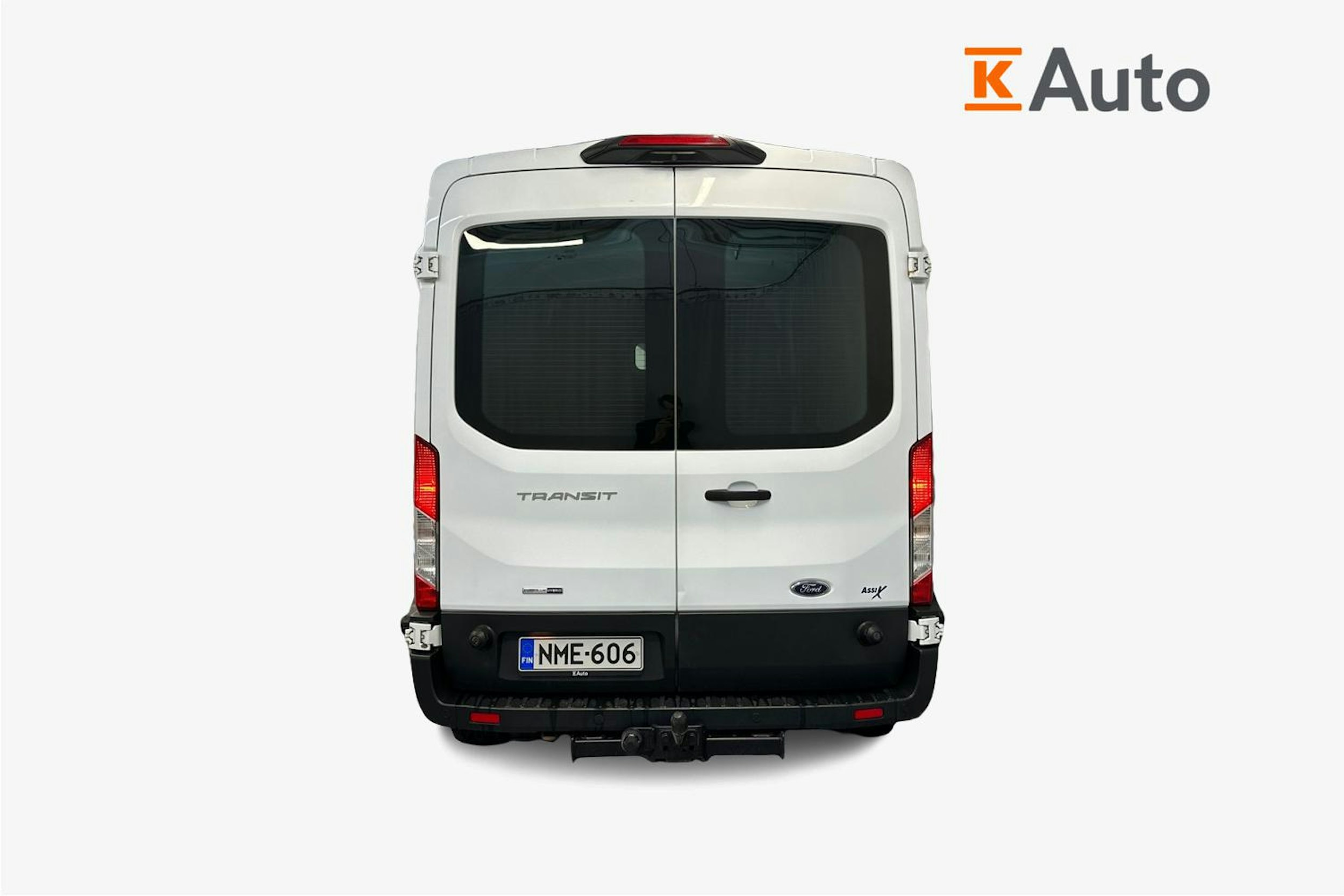 valkoinen Ford Transit 2021 kuva 3.
